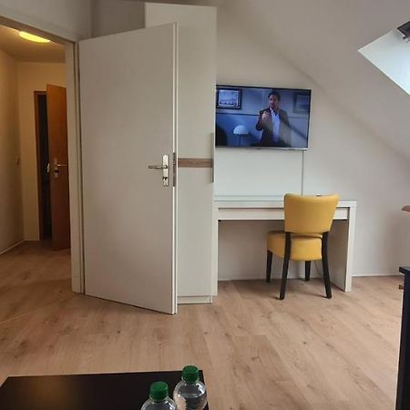 Ganze 2 Raum Ferienwohnung Rechts Baderitz Exterior photo