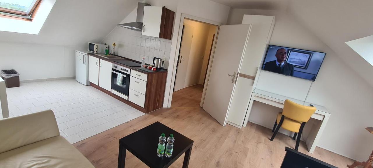 Ganze 2 Raum Ferienwohnung Rechts Baderitz Exterior photo
